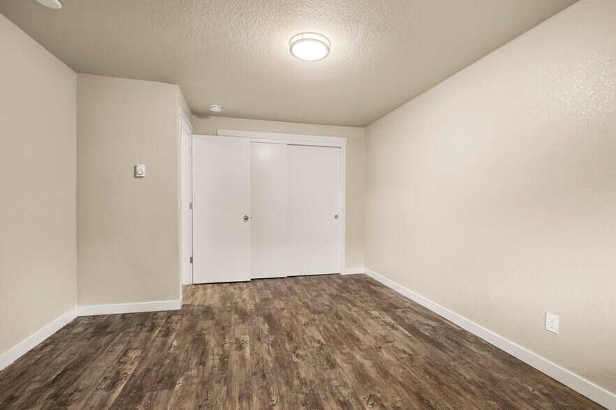 More Photos Of 1570 James St, Woodburn Apartments For Sale
