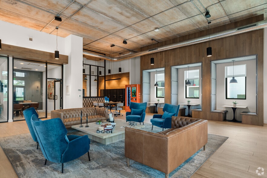 More Photos Of 1601 N Dixie Hwy, Lake Worth Apartments For Lease