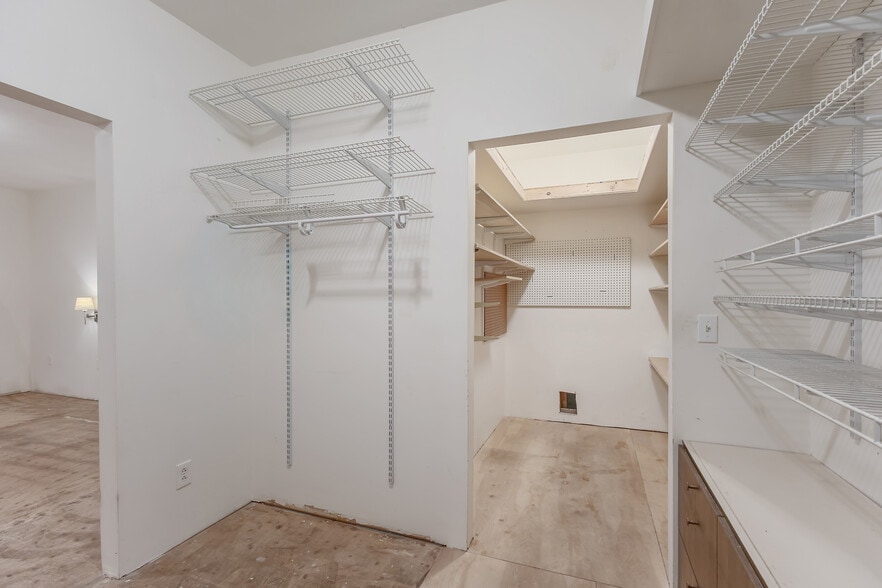 More Photos Of 226 Hawley Ave, Syracuse Freestanding For Sale