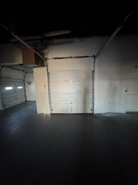 More Photos Of 13425 Snow Rd, Brook Park Freestanding For Lease