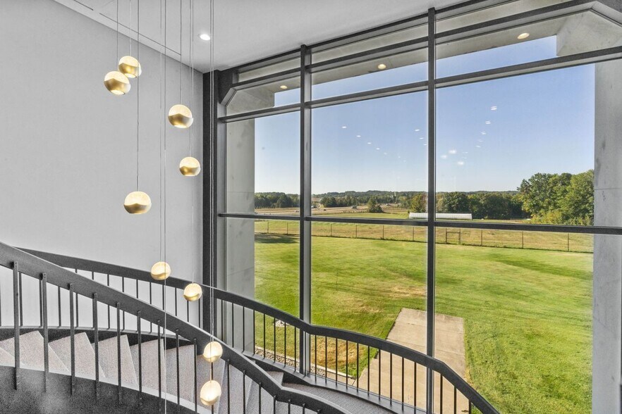 More Photos Of 1 Broadcast Way, Cadillac Medical For Sale