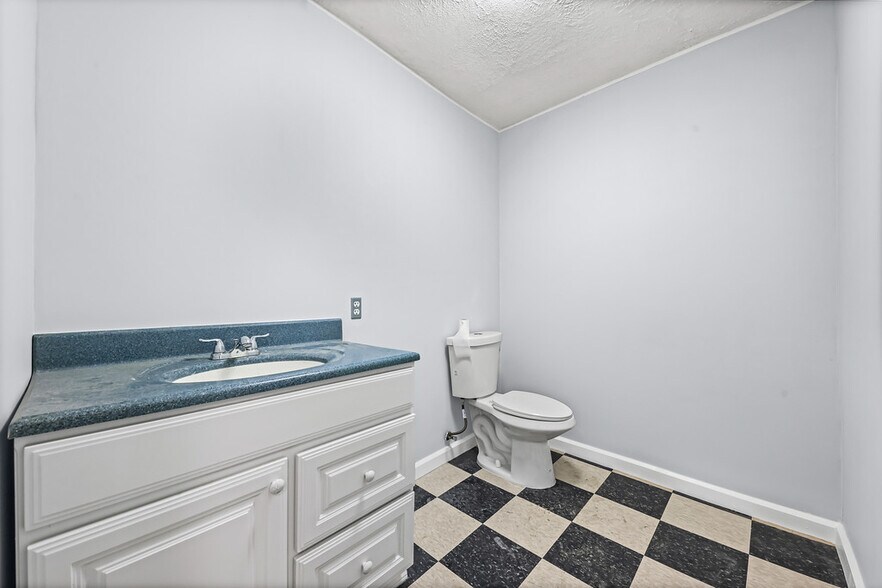 More Photos Of 2101 Denison Ave, Cleveland Storefront Retail Residential For Sale