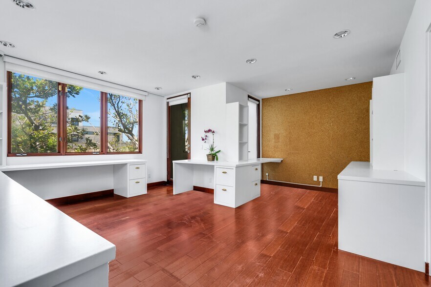 More Photos Of 1800-1808 Thayer Ave, Los Angeles Office For Lease