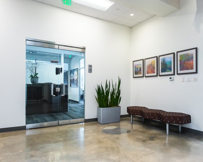 More Photos Of 4228 N Central Expy, Dallas Loft Creative Space For Lease