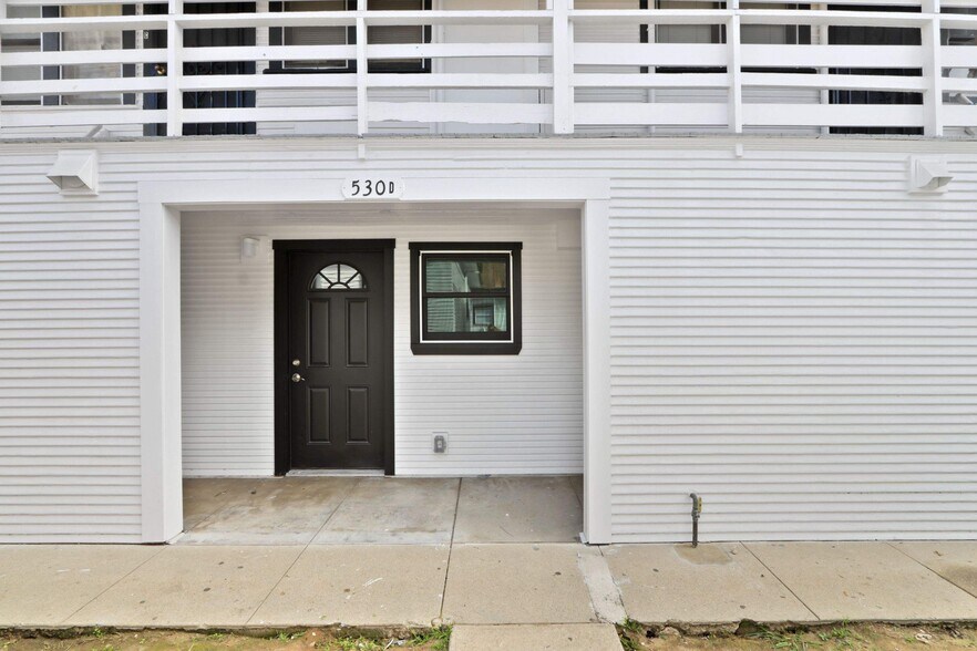 More Photos Of 528 Daisy Ave, Long Beach Apartments For Sale