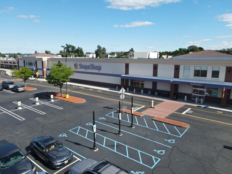 More Photos Of 875 Bloomfield Ave, West Caldwell Unknown For Lease