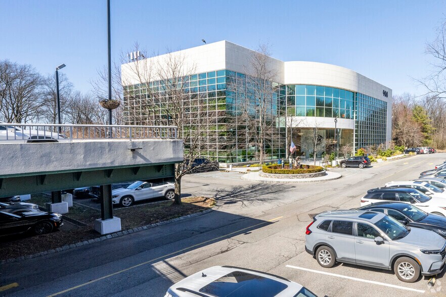 More Photos Of 900 South Ave, Staten Island Office For Lease