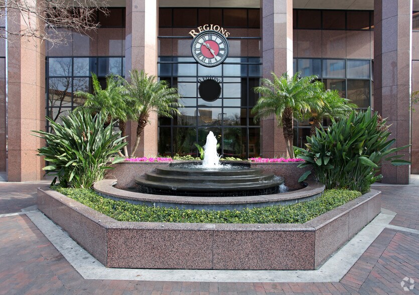 More Photos Of 111 N Orange Ave, Orlando Office For Lease