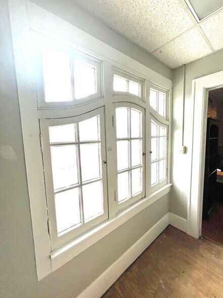 More Photos Of 2305 Genesee St, Utica Office For Sale