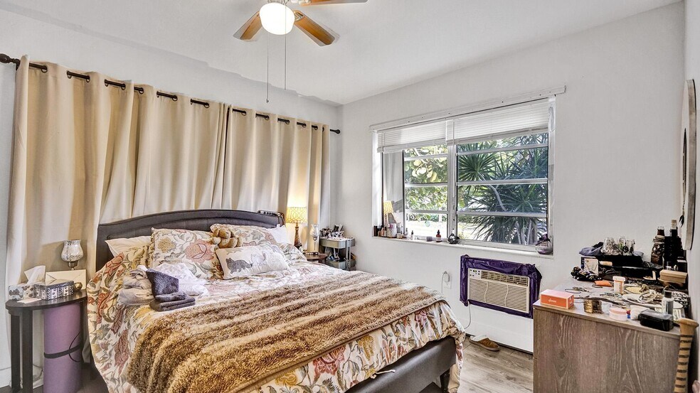 More Photos Of 7630 Byron Ave, Miami Beach Apartments For Sale