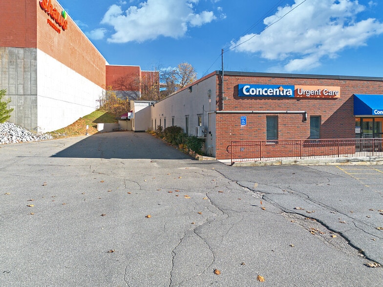 More Photos Of 219 Capitol St, Augusta Office For Lease