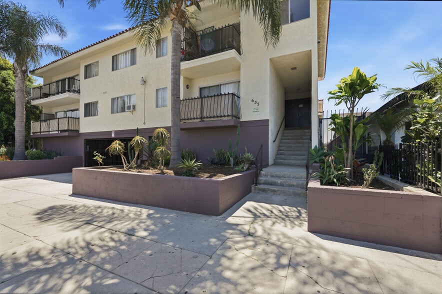 More Photos Of 635 W 15th St, San Pedro Apartments For Sale