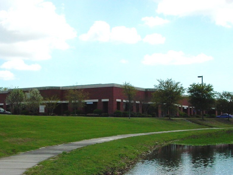 More Photos Of 8001 Chatham Center Dr, Savannah Office For Lease