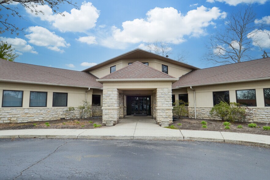 More Photos Of 1830 Bethel Rd, Columbus Medical For Lease
