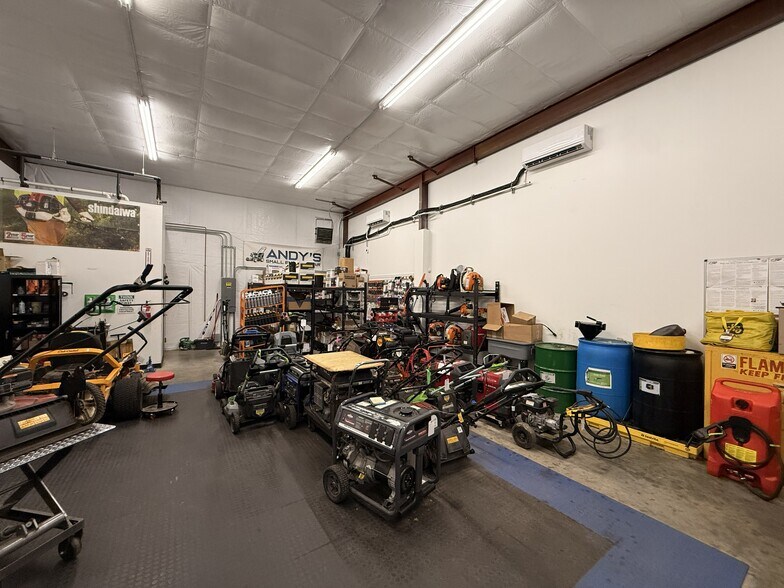 More Photos Of 4617 Hillsborough Rd, Durham Light Manufacturing For Lease