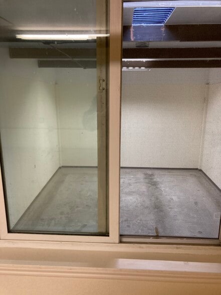 More Photos Of 2297-2317 American Ave, Hayward Warehouse For Sale