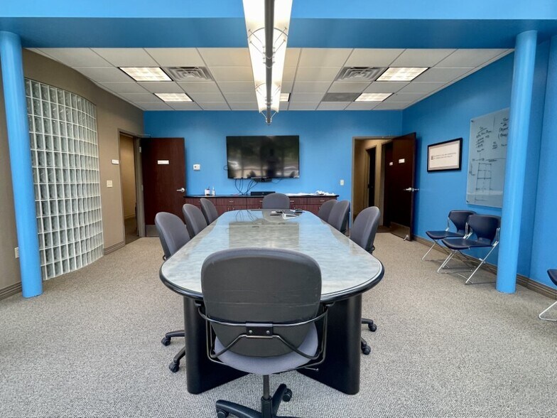 More Photos Of 5704 Euper Ln, Fort Smith Loft Creative Space For Sale