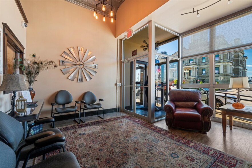 More Photos Of 127-131 W Market St, Cadiz Storefront Retail Residential For Sale