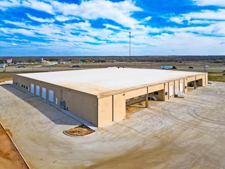 More Photos Of Interstate 20, Santo Warehouse For Lease