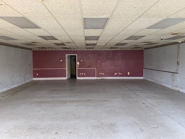 More Photos Of 1900 Main St, Columbus Office For Lease