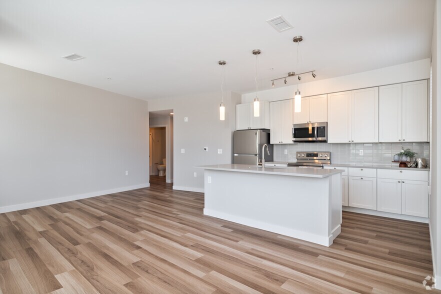 More Photos Of 2800 Franklin Blvd, Cleveland Apartments For Lease