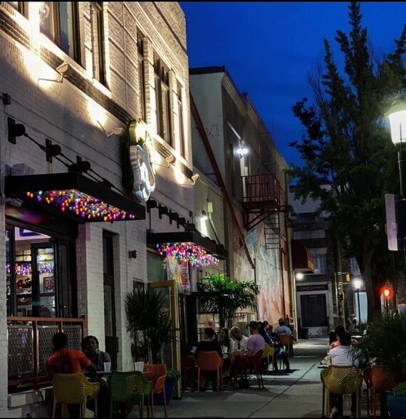 More Photos Of 2 W Pennsylvania Ave, Towson Restaurant For Lease