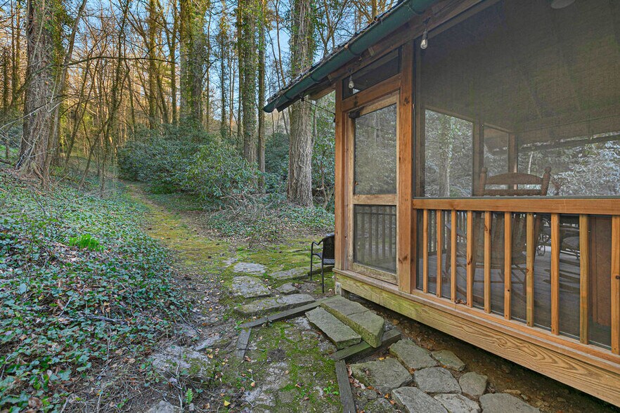 More Photos Of , Pisgah Forest Unknown For Sale