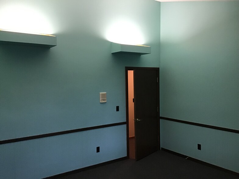 More Photos Of 1150 N Ottokee St, Wauseon Office For Lease