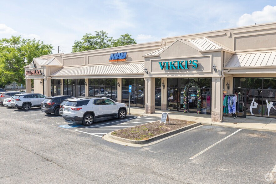 More Photos Of 1016-1040 Pine Log Rd, Aiken General Retail For Lease
