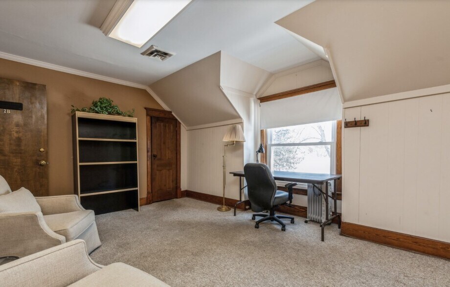 More Photos Of 509 W Main St, Barrington Loft Creative Space For Lease
