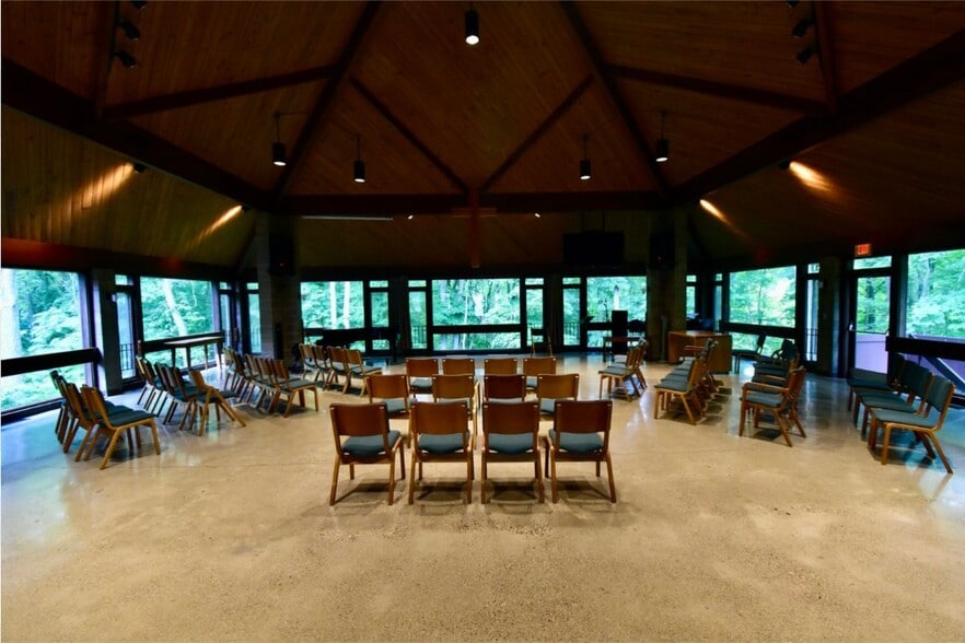 More Photos Of 1001 Green Rd, Ann Arbor Religious Facility For Sale