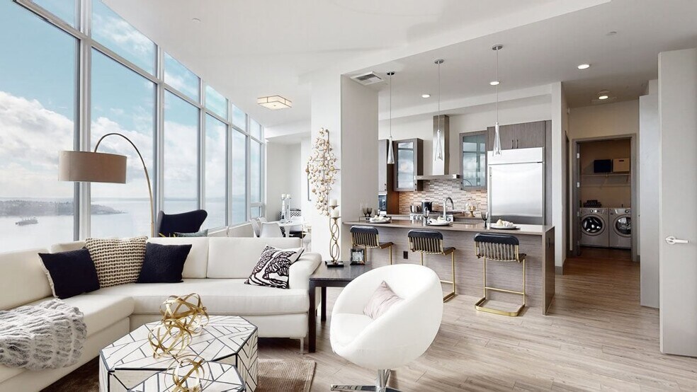 More Photos Of 2015 2nd Ave, Seattle Apartments For Lease