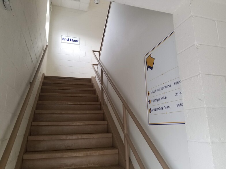 More Photos Of 315-329 E 2nd St, Boyertown Flex For Sale