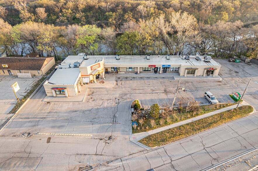 More Photos Of 204 E Grant Ave, Junction City Storefront For Sale