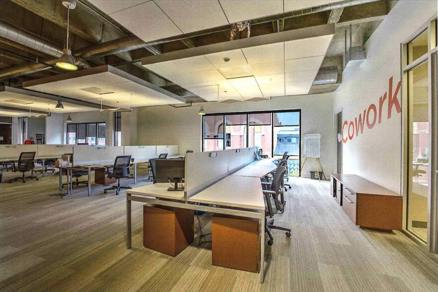 More Photos Of 1 Haywood St, Asheville Office For Lease