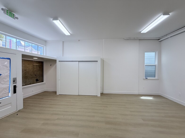 More Photos Of 3774 Mission St, San Francisco Storefront Retail Residential For Lease