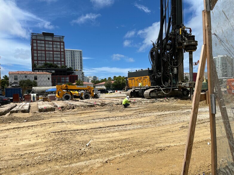 More Photos Of 10 City Pl, West Palm Beach Office For Lease