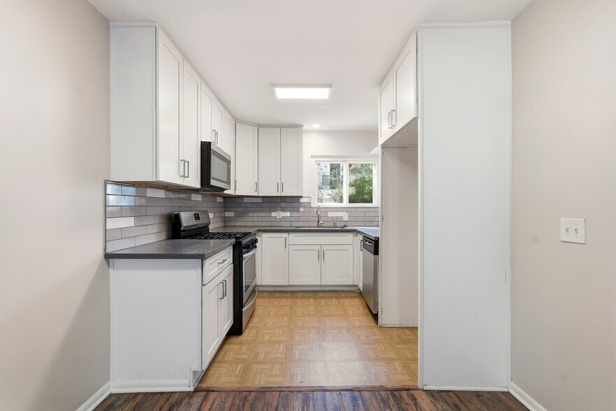 More Photos Of 425 E Tamarack Ave, Inglewood Apartments For Sale
