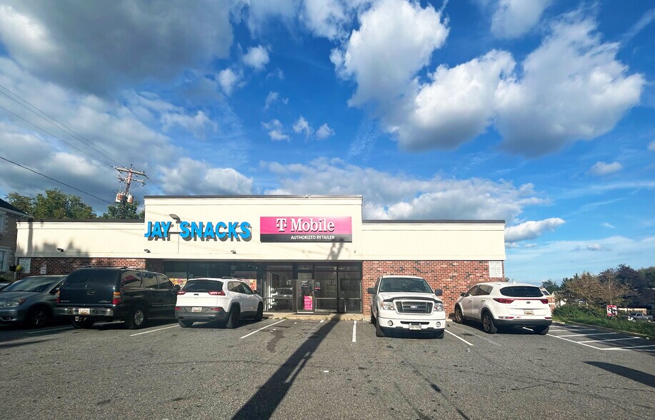 More Photos Of 5400 Belair Rd, Baltimore General Retail For Sale