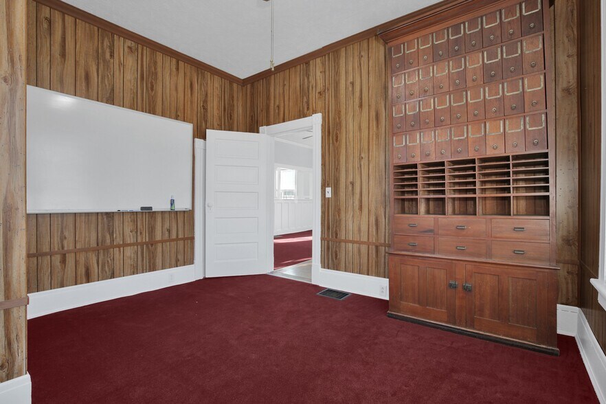 More Photos Of 115 S Cool Spring St, Fayetteville Office For Lease