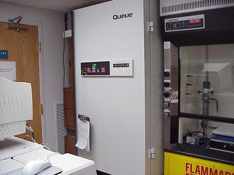 More Photos Of 110 Chesley Dr, Media Office For Sale