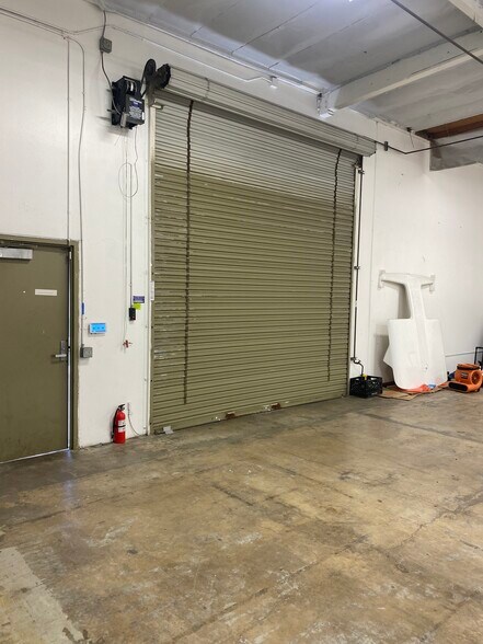 More Photos Of 760 W 16th St, Costa Mesa Warehouse For Lease