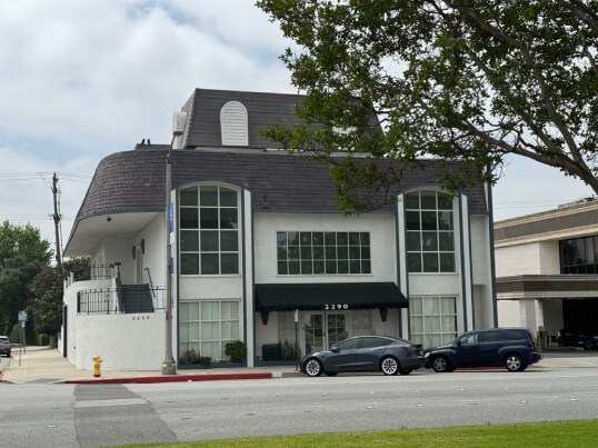 Primary Photo Of 2290 Huntington Dr, San Marino Office For Lease
