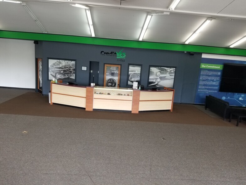 More Photos Of 4616 SE 82nd Ave, Portland Auto Dealership For Sale