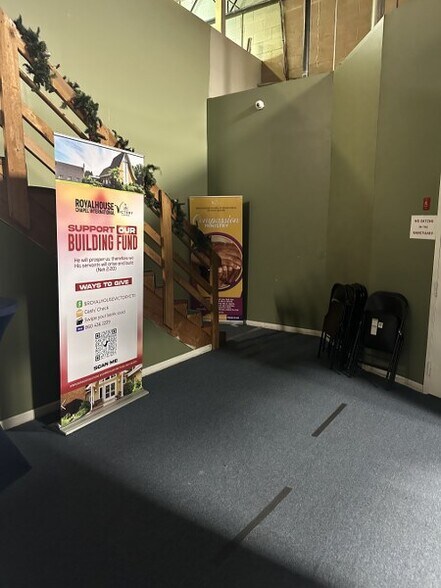 More Photos Of 52 Connecticut Ave, South Windsor Light Manufacturing For Lease