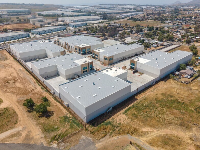 Primary Photo Of Old 215 Frontage Rd & Alessandro Blvd, Moreno Valley Unknown For Lease
