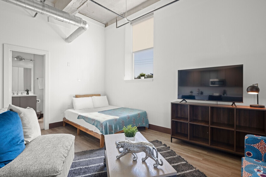 More Photos Of 1403 Corinth Rd, Dallas Apartments For Sale