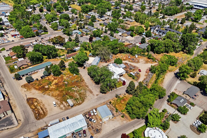 More Photos Of 200 E 46th Pl, Garden City Land For Sale