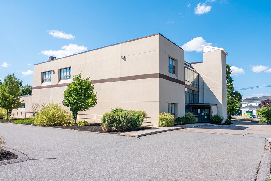 More Photos Of 312 Bedford St, Whitman Medical For Sale