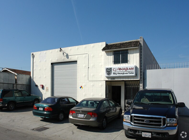 Primary Photo Of 1335 W 15th St, Long Beach Manufacturing For Sale